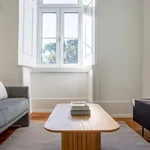 Rent 2 bedroom apartment of 840 m² in Lisbon