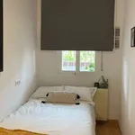 Rent a room in madrid