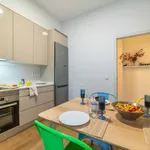 Rent a room of 130 m² in Madrid