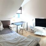 Rent a room of 80 m² in Stuttgart