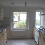 Rent 3 bedroom flat in Wales