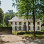 Huur 5 slaapkamer huis van 3628 m² in Brasschaat