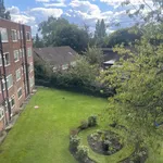 Rent 2 bedroom flat in Salford