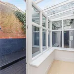 Rent 3 bedroom flat in Brighton