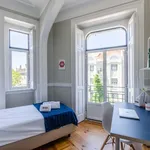 Rent a room in lisbon