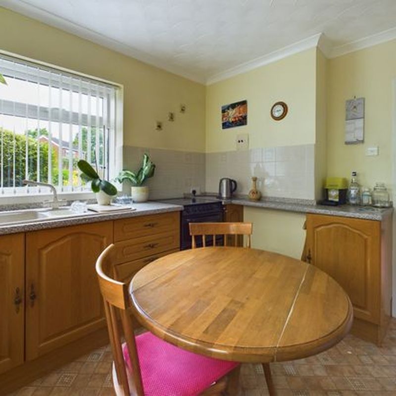 Semi-detached bungalow to rent in Highlands, Thetford, Norfolk IP24