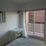 Rent 4 bedroom apartment in Valencia