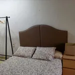 Rent a room of 120 m² in valencia