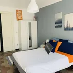 Rent a room in turin