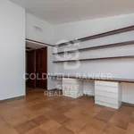 Alquilo 5 dormitorio casa de 468 m² en Terrassa