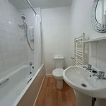 Rent 3 bedroom flat in Dundee