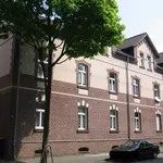 Rent 4 bedroom apartment of 69 m² in Duisburg