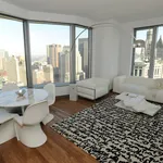 Rent 2 bedroom apartment in Manhattan