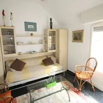 Rent 5 bedroom house of 75 m² in Genoa