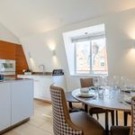 Rent 2 bedroom flat in Mayfair