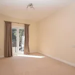 Rent 2 bedroom flat in Yorkshire And The Humber