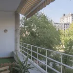 Rent a room of 300 m² in madrid