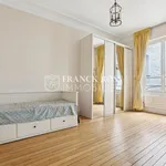 Rent 6 bedroom apartment of 194 m² in PARIS 16