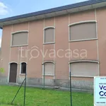 Rent 5 bedroom house of 138 m² in Porto Ceresio