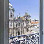 Rent 1 bedroom apartment of 90 m² in Porto