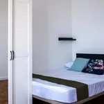 Rent a room of 142 m² in Valencia