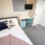 Rent 3 bedroom house in London