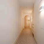 Rent 5 bedroom apartment of 60 m² in Porto