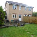 Rent 2 bedroom flat in Wales