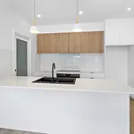 Rent 4 bedroom house in Unanderra