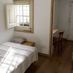 Rent 2 bedroom apartment of 90 m² in barcelona