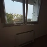 Affitto 2 camera casa di 60 m² in Latina