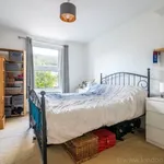 Rent 2 bedroom apartment in London