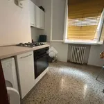 Affitto 3 camera appartamento di 55 m² in Modena