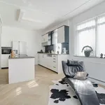 Huur 4 slaapkamer appartement van 130 m² in Leiden