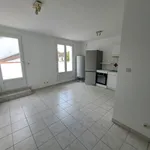 Rent 3 bedroom apartment of 51 m² in Saint