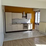 Appartement de 60 m² avec 3 chambre(s) en location à AMBILLY