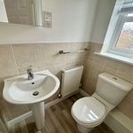 Rent 3 bedroom flat in West Midlands