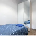 Rent 4 bedroom apartment in Valencia