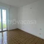 Rent 3 bedroom apartment of 52 m² in Genova