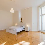 Rent 3 bedroom apartment of 124 m² in Berlin