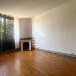 Maison de 100 m² avec 4 chambre(s) en location à la couronne