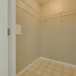 Appartement de 893 m² avec 2 chambre(s) en location à Edmonton