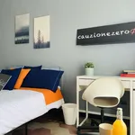 Rent a room in turin