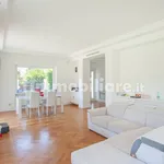 Rent 5 bedroom house of 320 m² in Rome