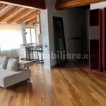 Rent 4 bedroom house of 147 m² in Stezzano