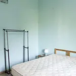 Rent a room in rome