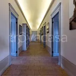 Rent 5 bedroom apartment of 240 m² in Lomagna