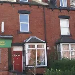 Rent 3 bedroom apartment in Yorkshire And The Humber