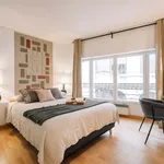 Rent 3 bedroom apartment of 60 m² in Paris