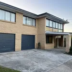 Rent 4 bedroom house in Hillcrest